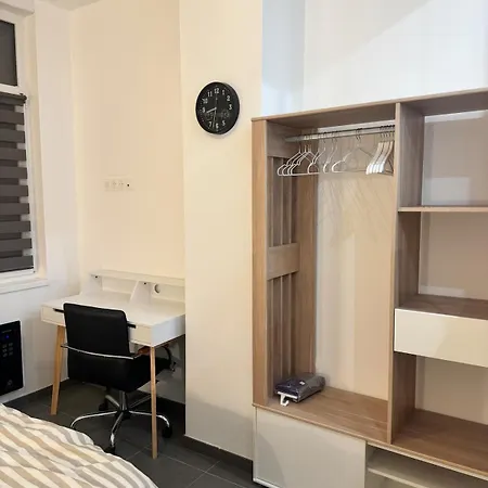 Lille-fives Apartment *